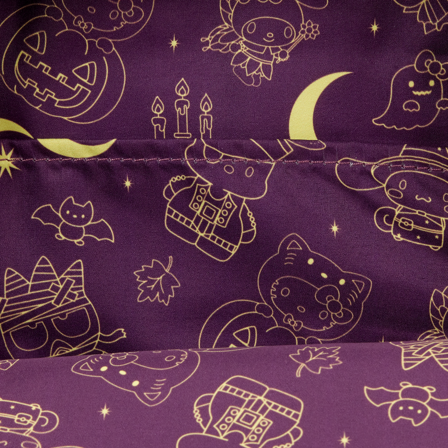 Sanrio Hello Kitty & Friends Exclusive Halloween Costume Velvet Mini Backpack - Image 7